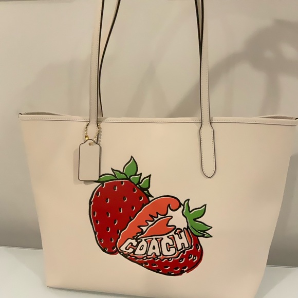 Coach City Tote Bag With Strawberry Graphic $450 RETAIL SOLD OUT - Picture 9 of 16